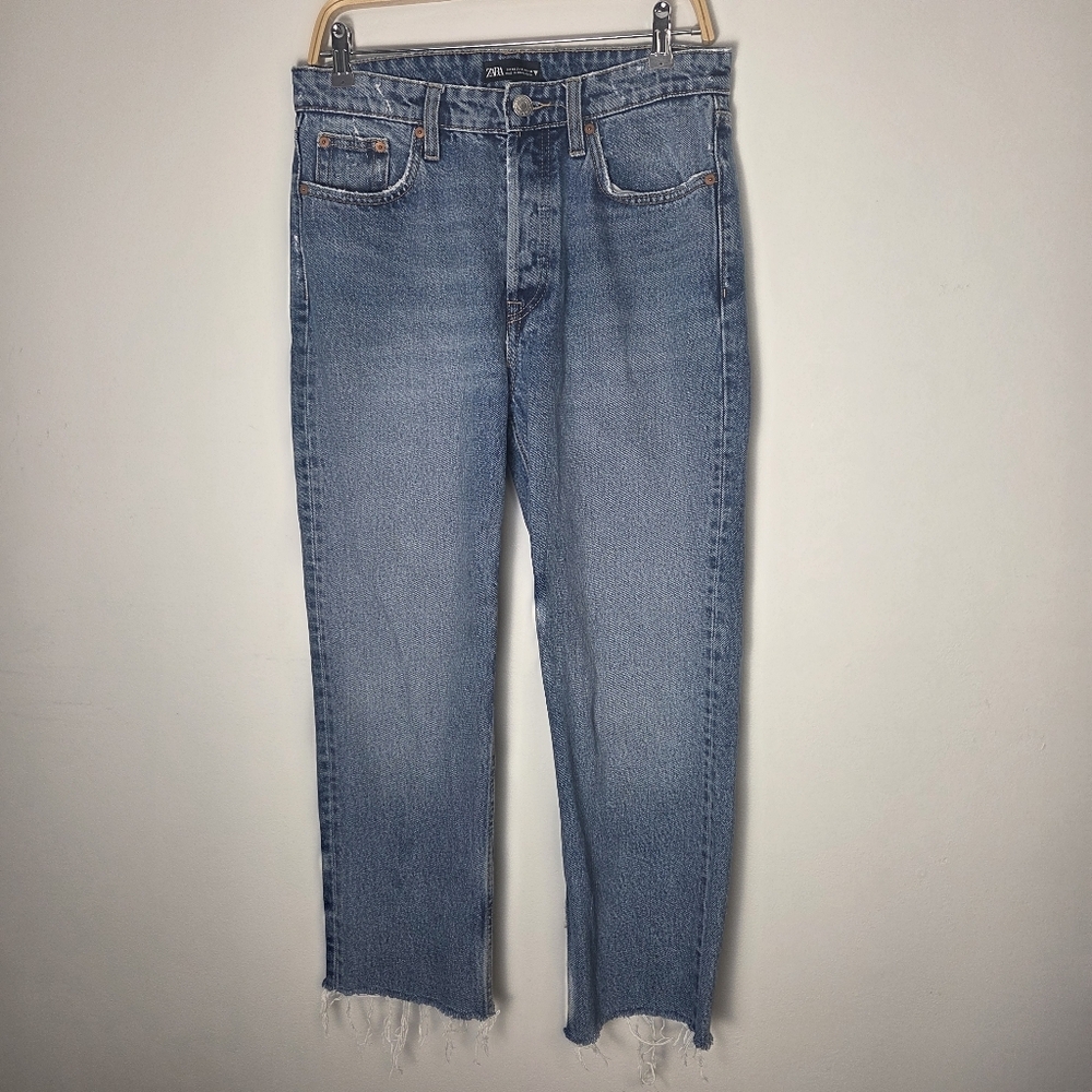 Zara High Rise Raw Hem Jeans - Picture 2 of 7